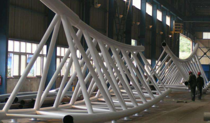 洛阳管廊钢结构与桁架结构的管道支架应该如何区分
